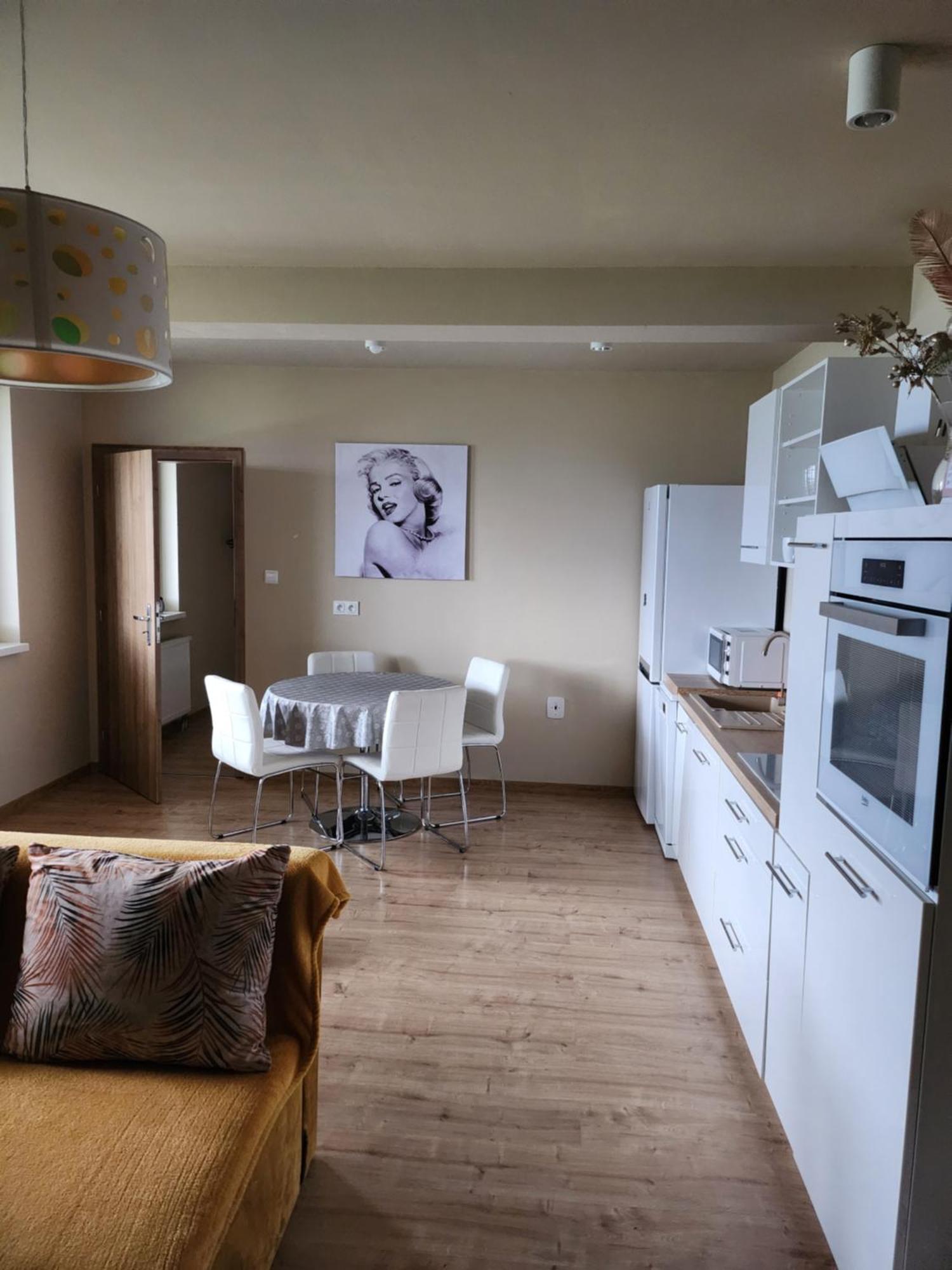 Apartman Greenside ミハロフツェ エクステリア 写真